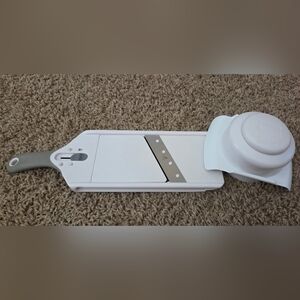 Princess House White and Gray Mandoline Slicer
